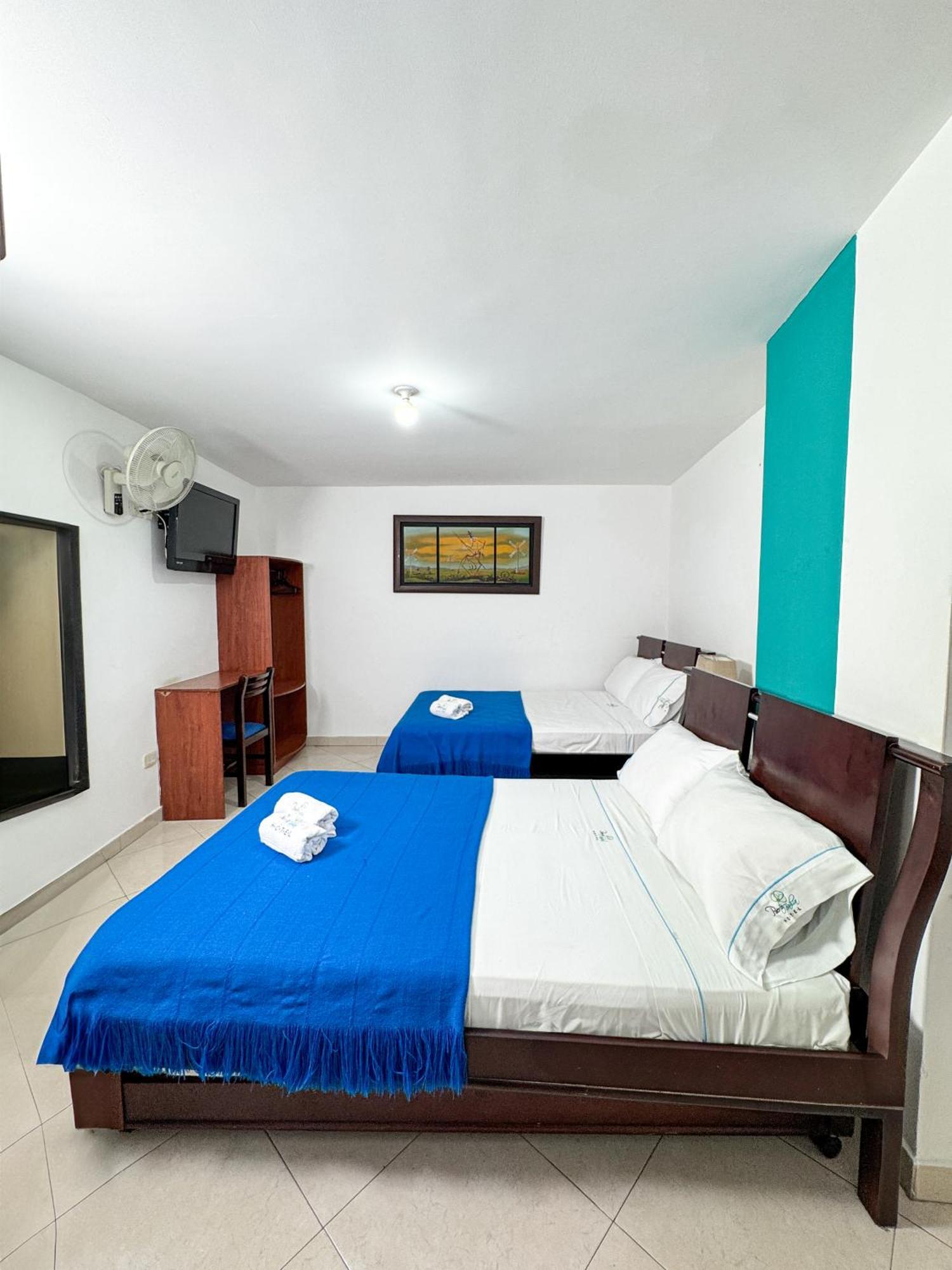 Hotel Puerto Bahia San Gil Extérieur photo